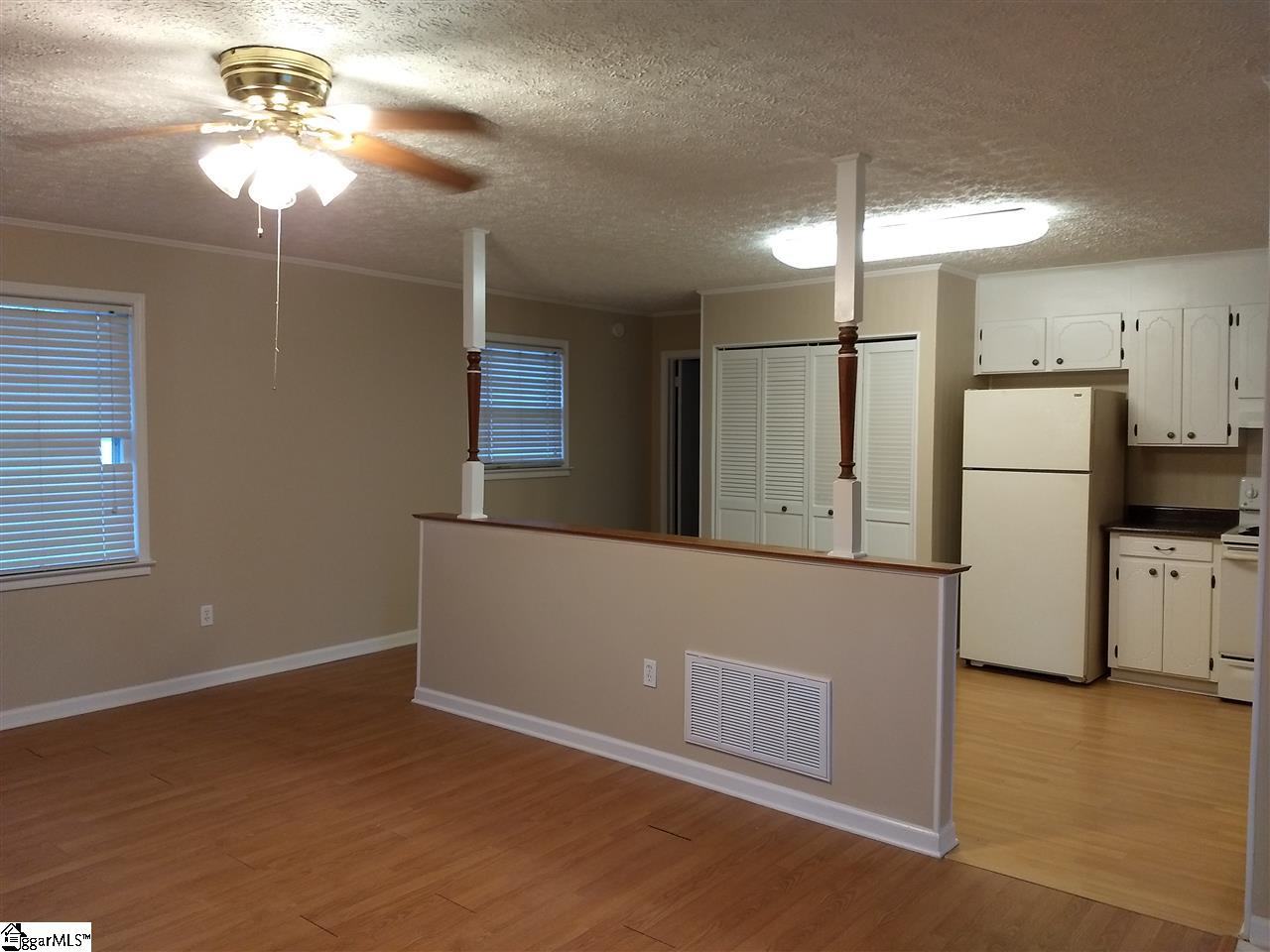 1211 Davenport Road Simpsonville, SC 29680 - Photo 3 of 9 Gallery Image 3