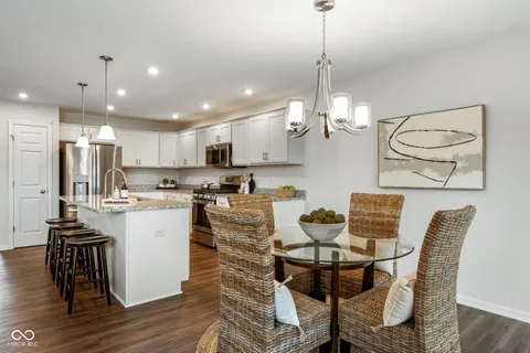 $280,000 | 7181 Lillian Place, Cumberland, IN 46229