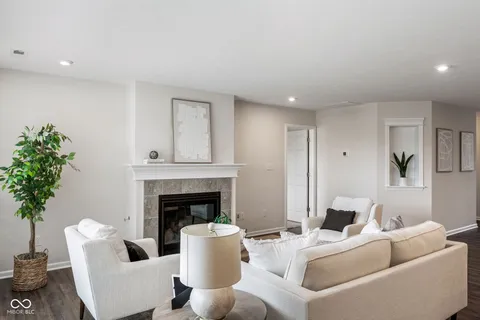 $280,000 | 7181 Lillian Place, Cumberland, IN 46229