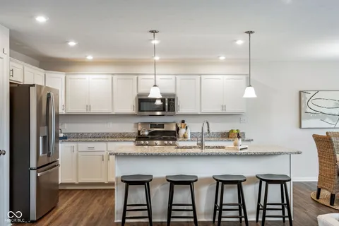 $280,000 | 7181 Lillian Place, Cumberland, IN 46229