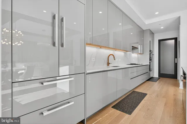 $2,799,000 | 7887 Jones Branch Drive, Unit 1904, McLean, VA 22102