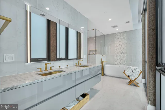 $2,799,000 | 7887 Jones Branch Drive, Unit 1904, McLean, VA 22102