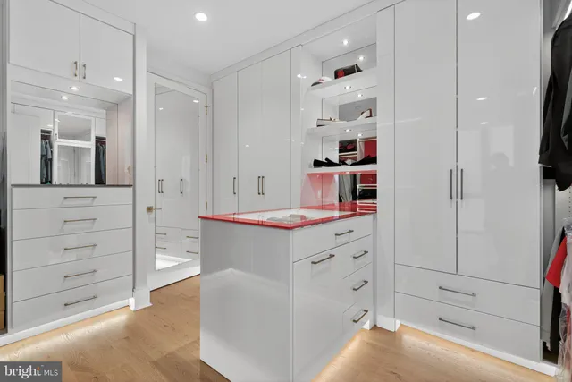 $2,799,000 | 7887 Jones Branch Drive, Unit 1904, McLean, VA 22102