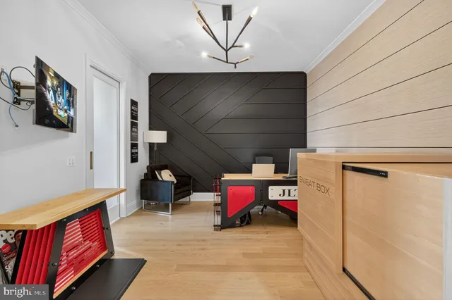 $2,799,000 | 7887 Jones Branch Drive, Unit 1904, McLean, VA 22102