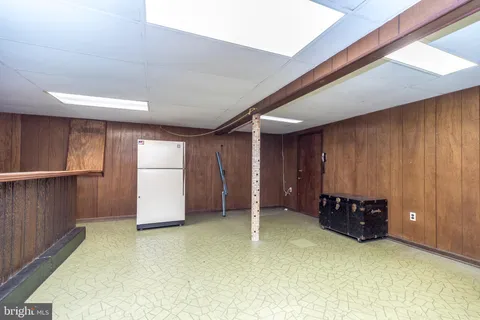 a view of room with closet