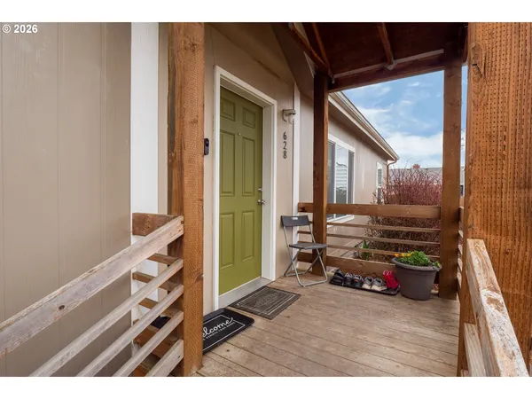 a view of an entryway with a bedroom