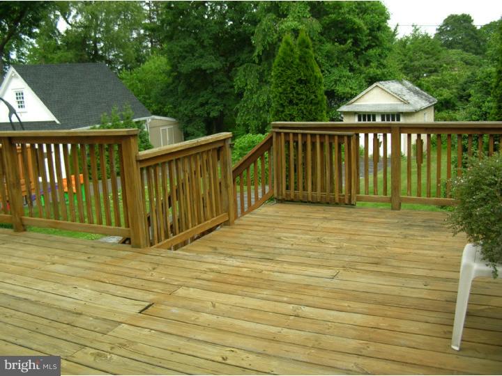 17 South Hillcrest Road Springfield, PA 19064 - Photo 8 of 8 Deck