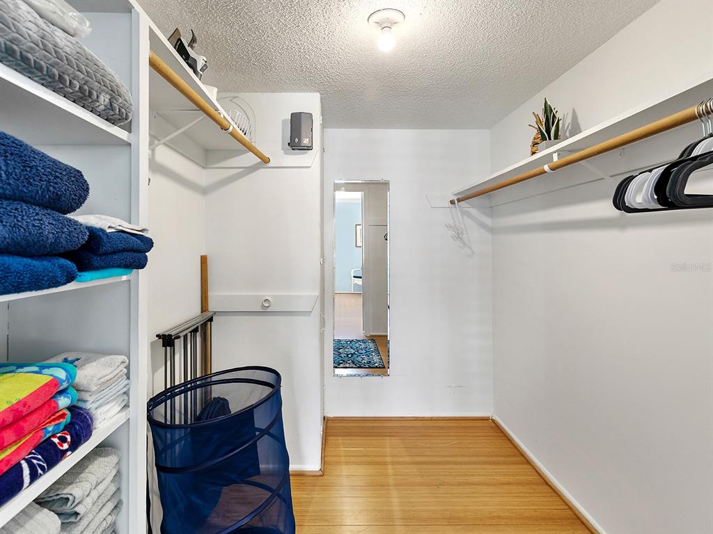 230 Santa Maria Street, Unit 234 Venice, FL 34285 - Photo 21 of 60 a bathroom with a sink and a mirror
