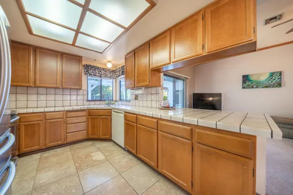 $386,000 | 3425 Silverwood Street, Redding, CA 96002