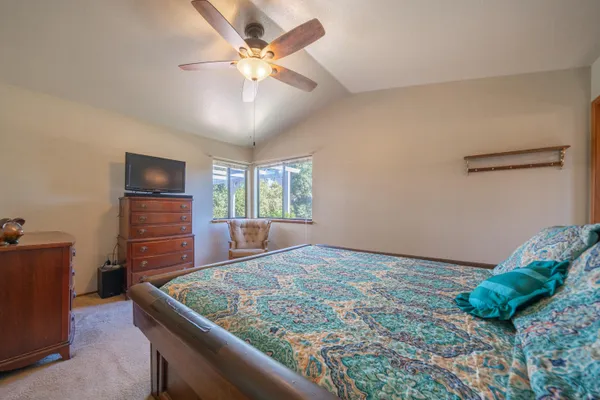 $386,000 | 3425 Silverwood Street, Redding, CA 96002