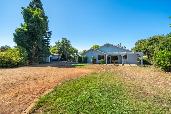 $386,000 | 3425 Silverwood Street, Redding, CA 96002