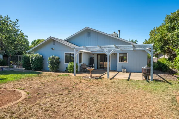 $386,000 | 3425 Silverwood Street, Redding, CA 96002