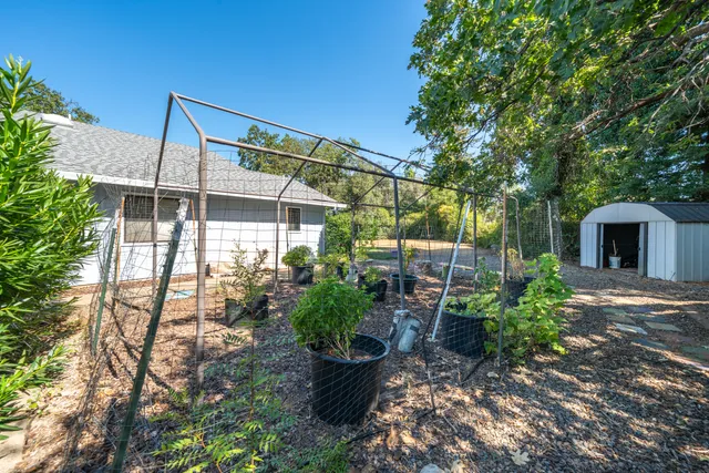 $390,000 | 3425 Silverwood Street, Redding, CA 96002