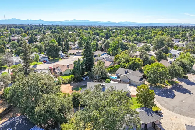 $390,000 | 3425 Silverwood Street, Redding, CA 96002
