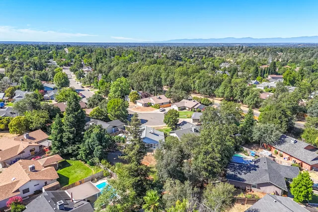 $390,000 | 3425 Silverwood Street, Redding, CA 96002