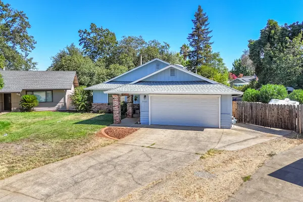 $386,000 | 3425 Silverwood Street, Redding, CA 96002