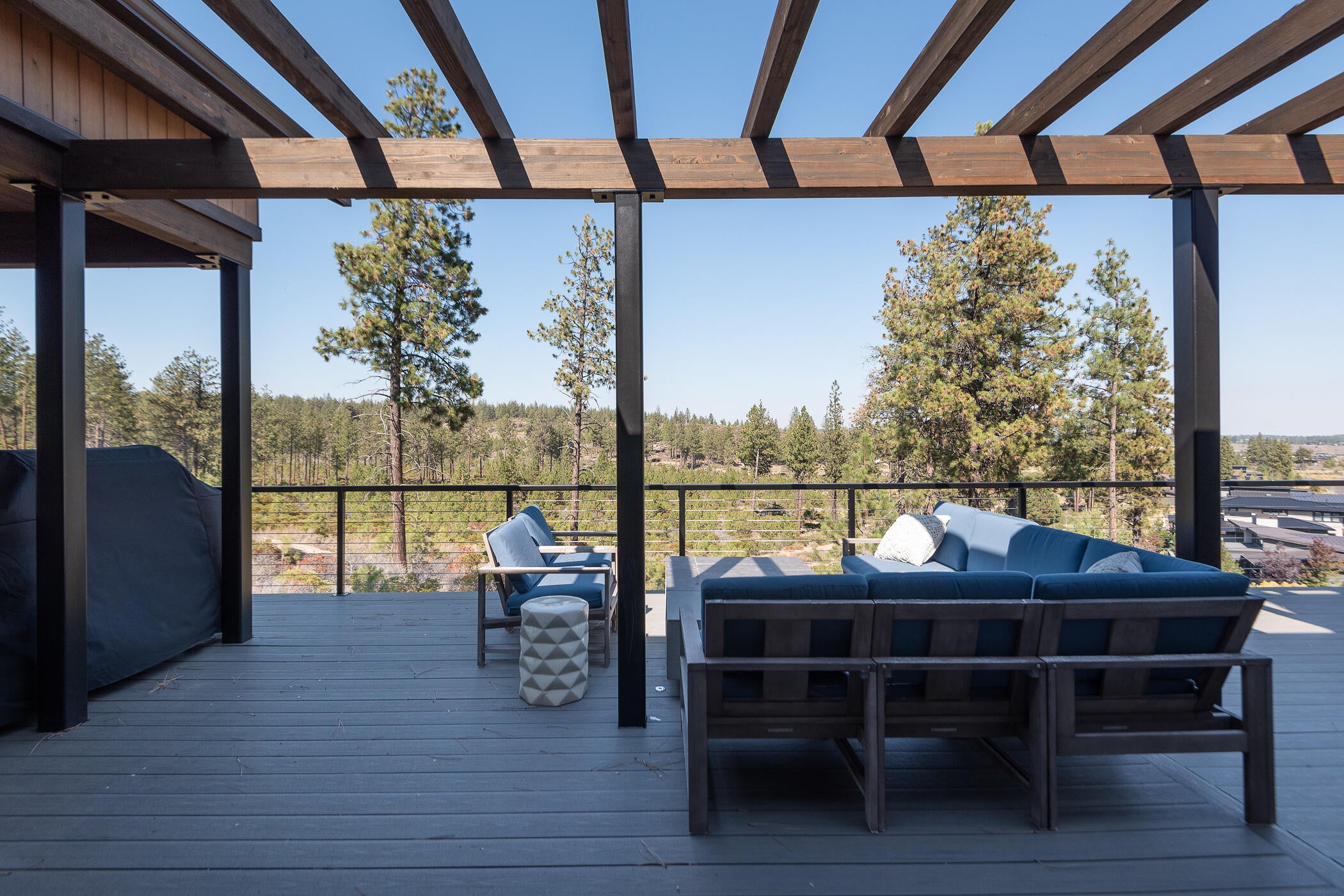 19187 Gateway Loop Bend, OR 97702 - Photo 30 of 39 30Back Deck