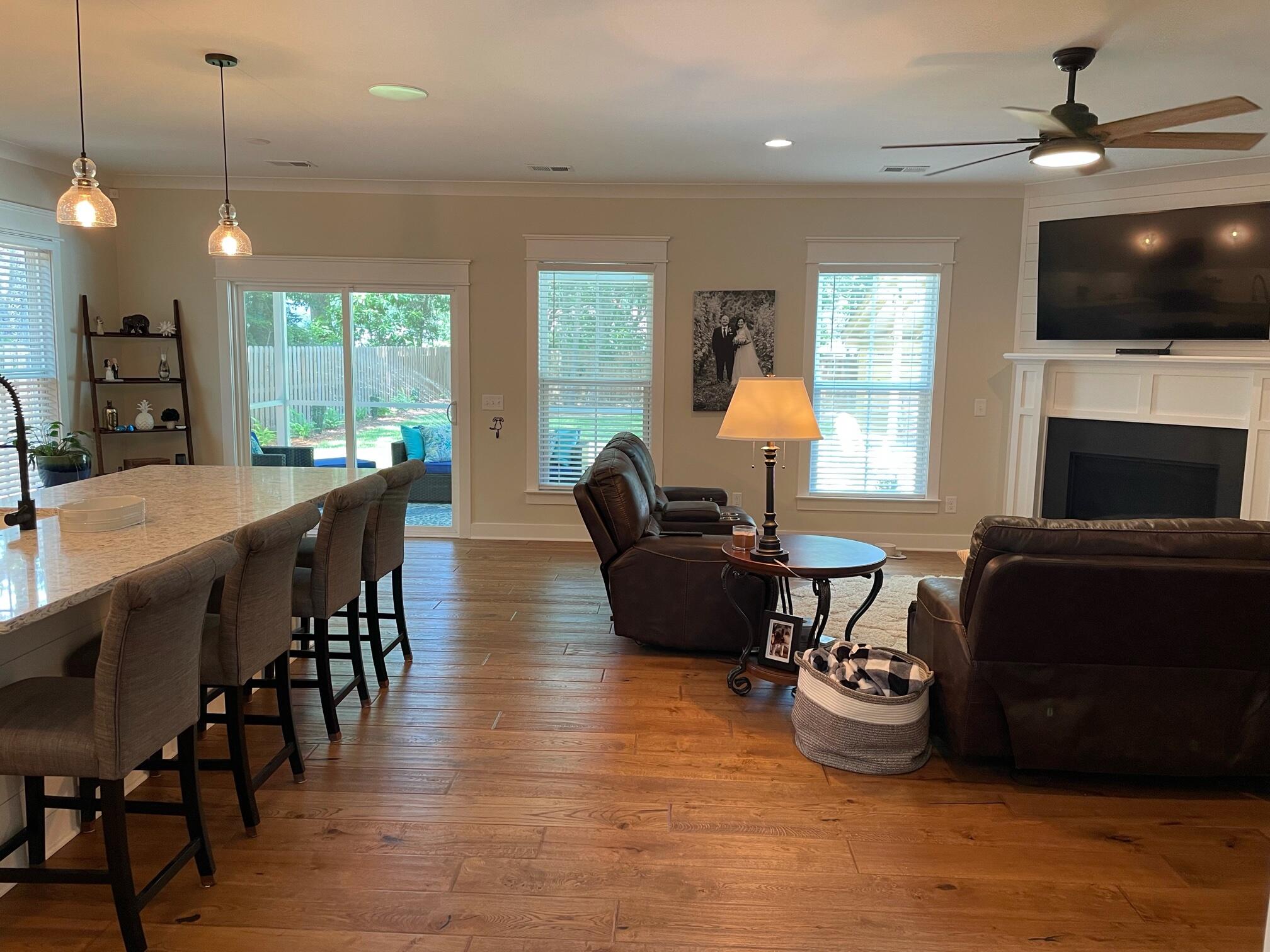 1228 Ashley Hall Road Charleston, SC 29407 - Photo 17 of 31 1228 Ashley Hall Family room