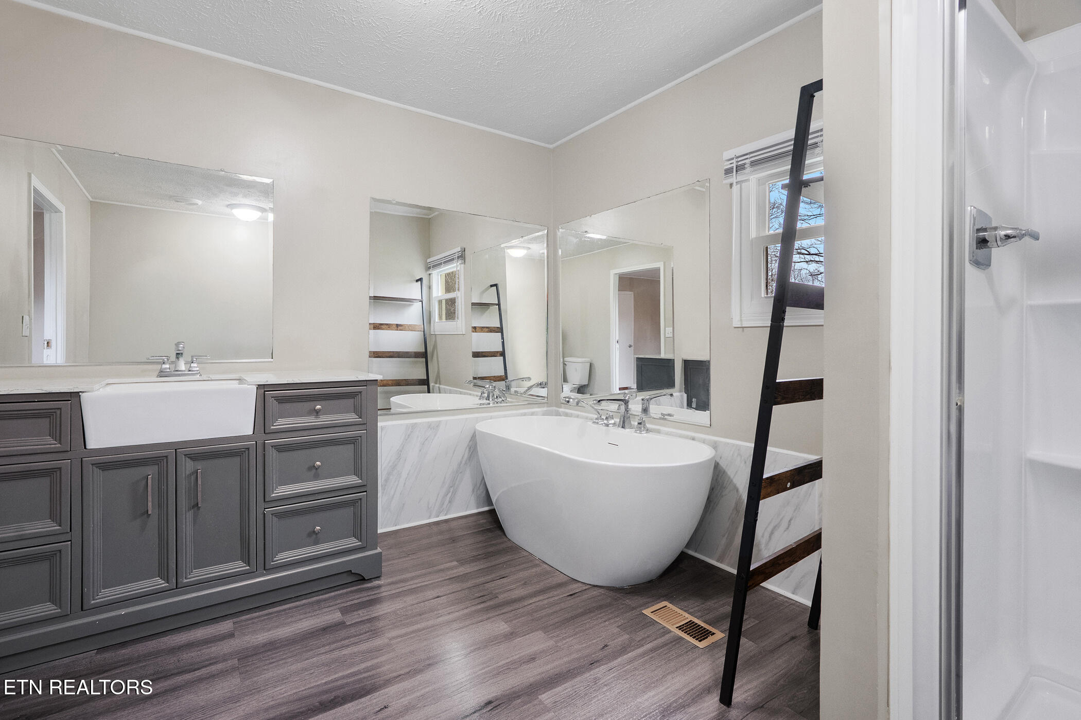 150 East Raccoon Valley Drive Heiskell, TN 37754 - Photo 21 of 36 dsc05032