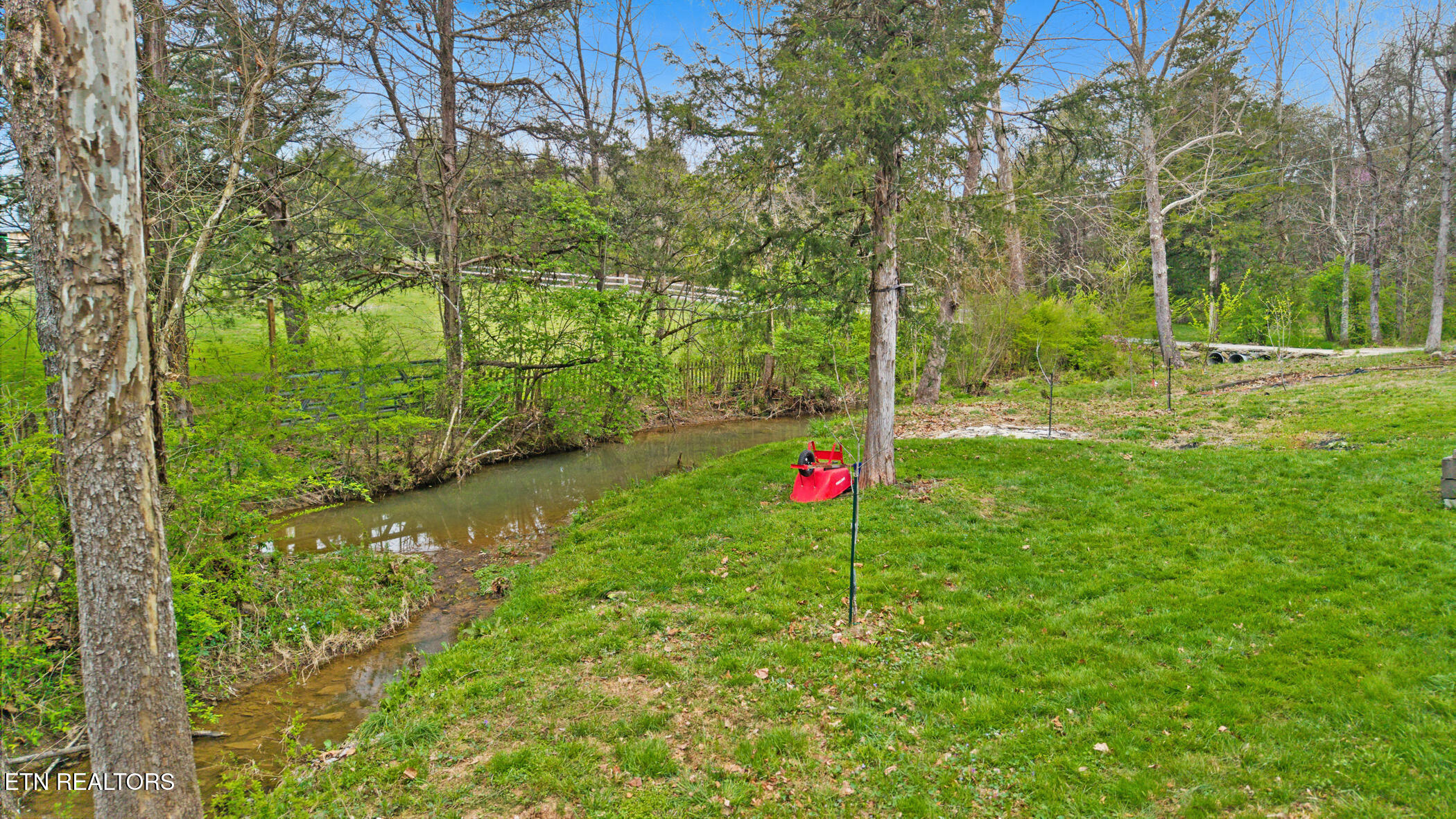 150 East Raccoon Valley Drive Heiskell, TN 37754 - Photo 32 of 36 dji_20260330101636_0600_d