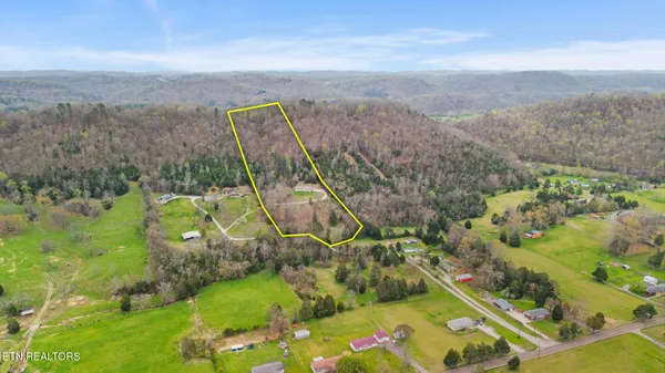$475,000 | 150 East Raccoon Valley Drive, Heiskell, TN 37754
