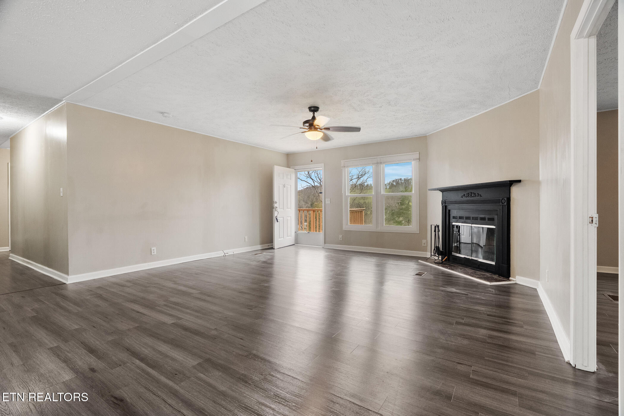 150 East Raccoon Valley Drive Heiskell, TN 37754 - Photo 7 of 36 dsc05012