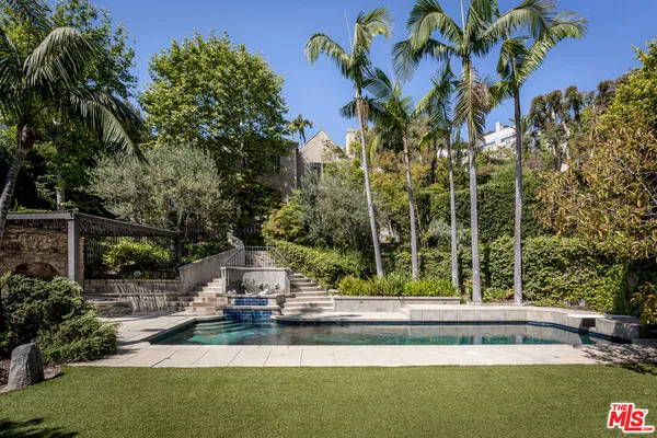 $39,500 | 353 North Gunston Drive, Los Angeles, CA 90049