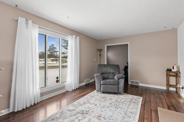 $239,900 | 1649 South 6th Street, Brainerd, MN 56401