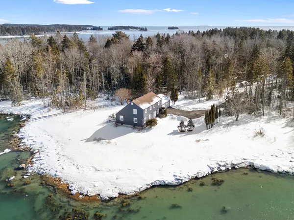 $859,000 | 156 Scraggle Point Road, St. George, ME 04859