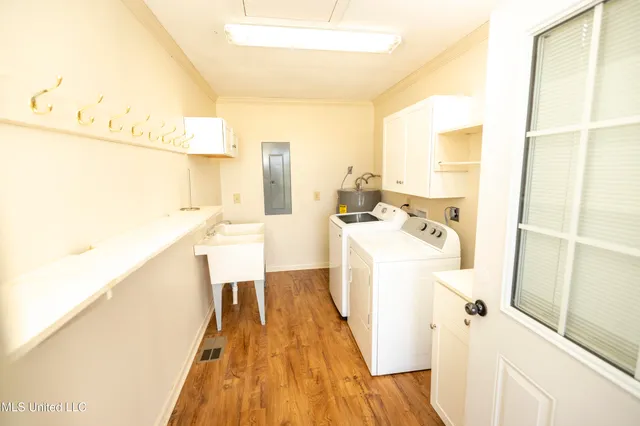 $2,820,000 | 3104 Booger Bottom Creek, West, MS 39192