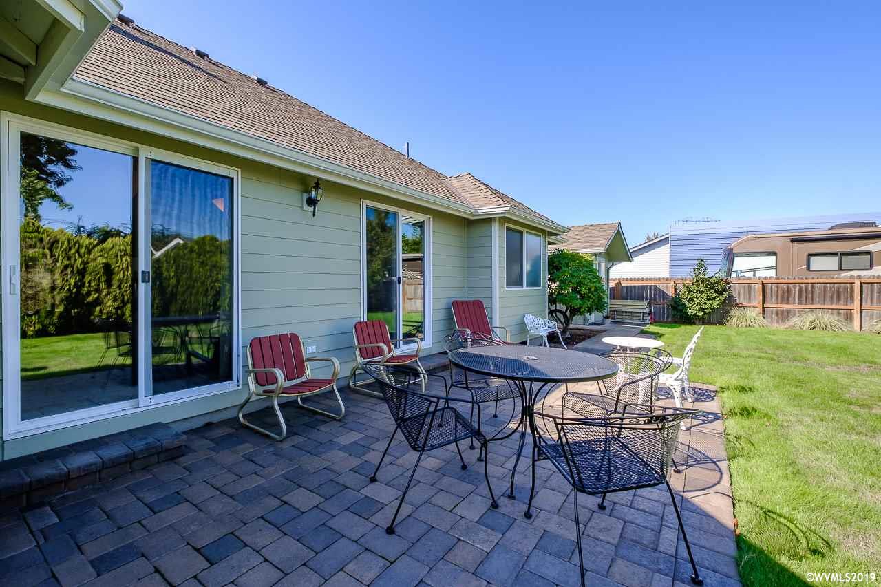 2523 Del Rio Court Southeast Albany, OR 97322 - Photo 27 of 29 Gallery Image 27