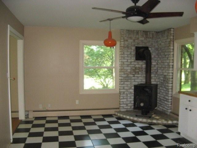 14 Kitchen