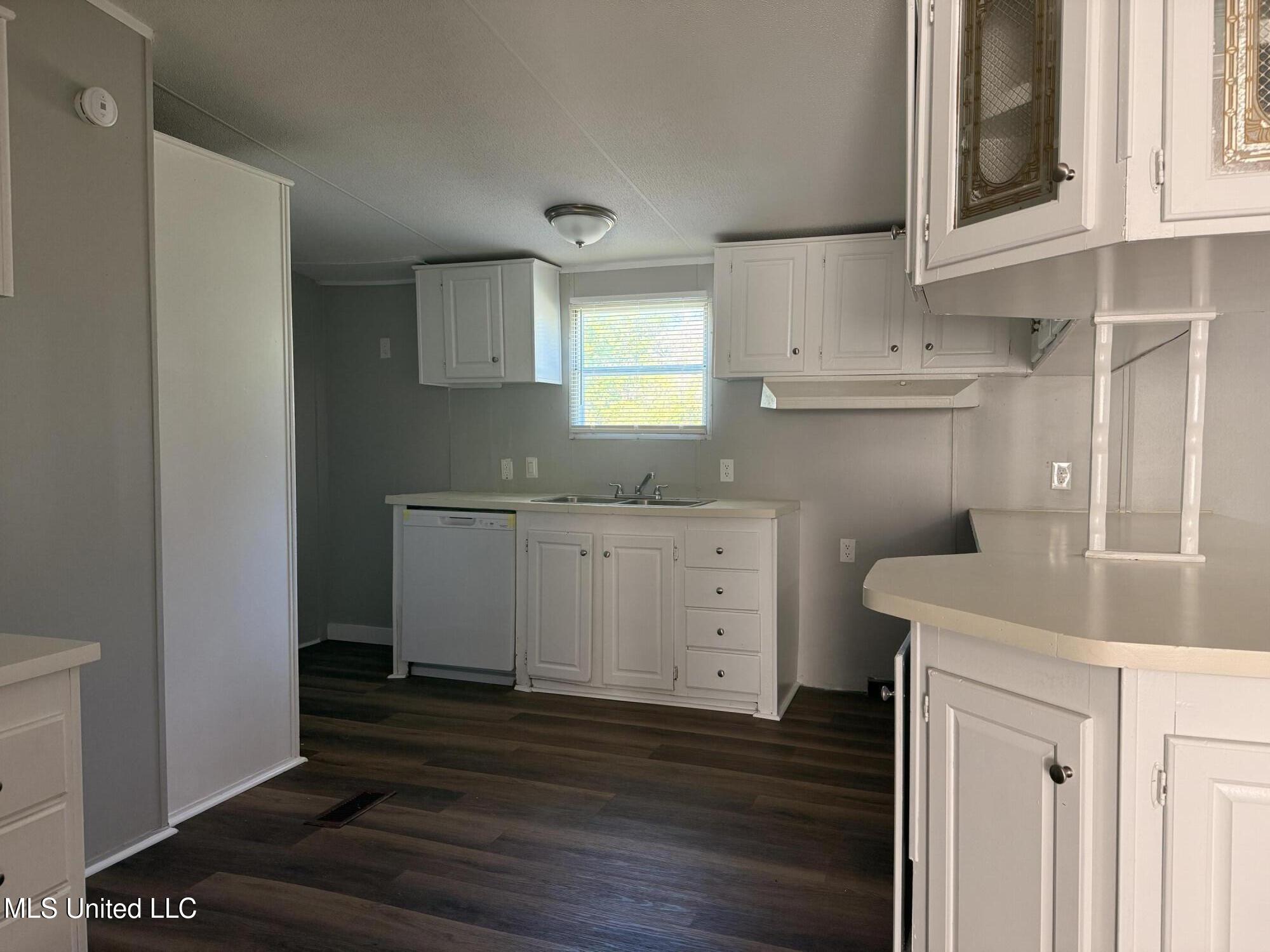 103 Cedar Ridge Boulevard Pearl, MS 39208 - Photo 6 of 10 IMG_0985