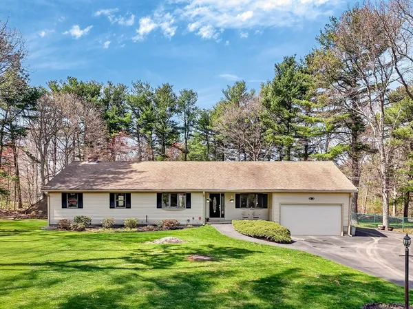 $799,900 | 24 Orchard Street, Berkley, MA 02779