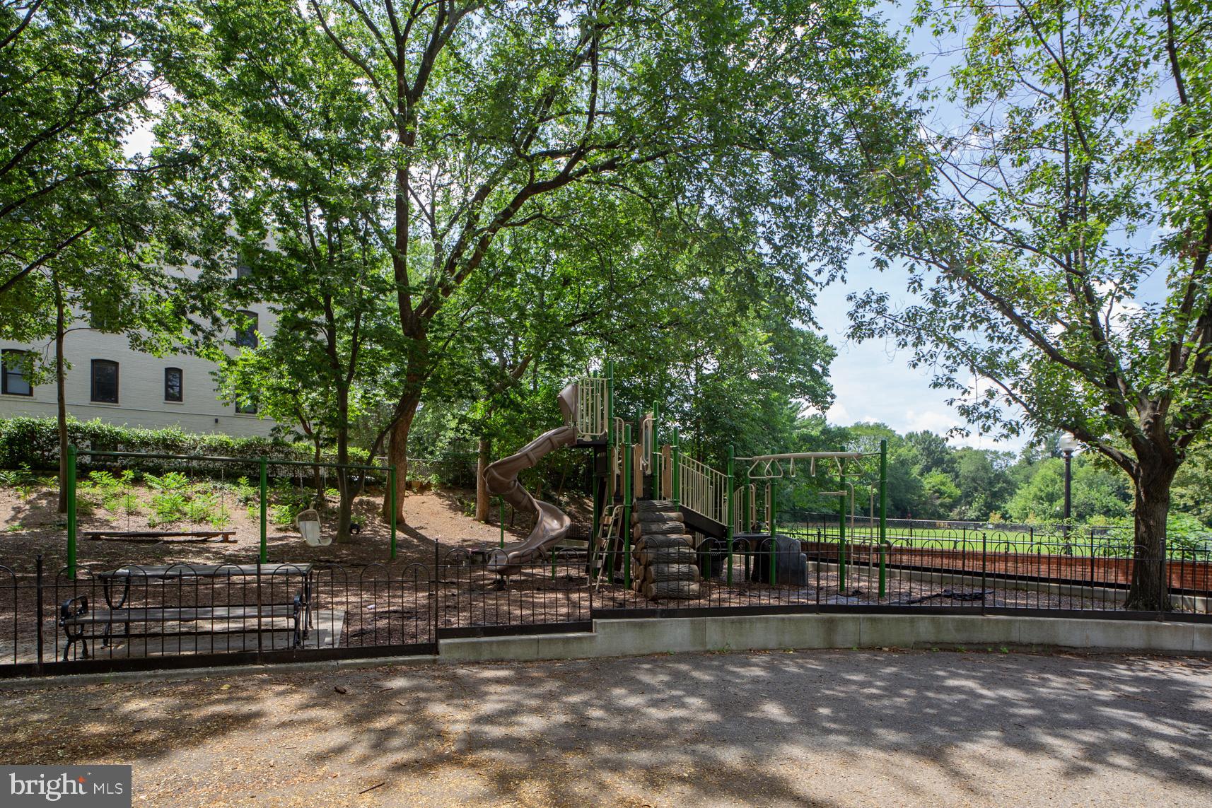 3025 Ontario Road Northwest, Unit 105 Washington, DC 20009 - Photo 28 of 35 Park across the street