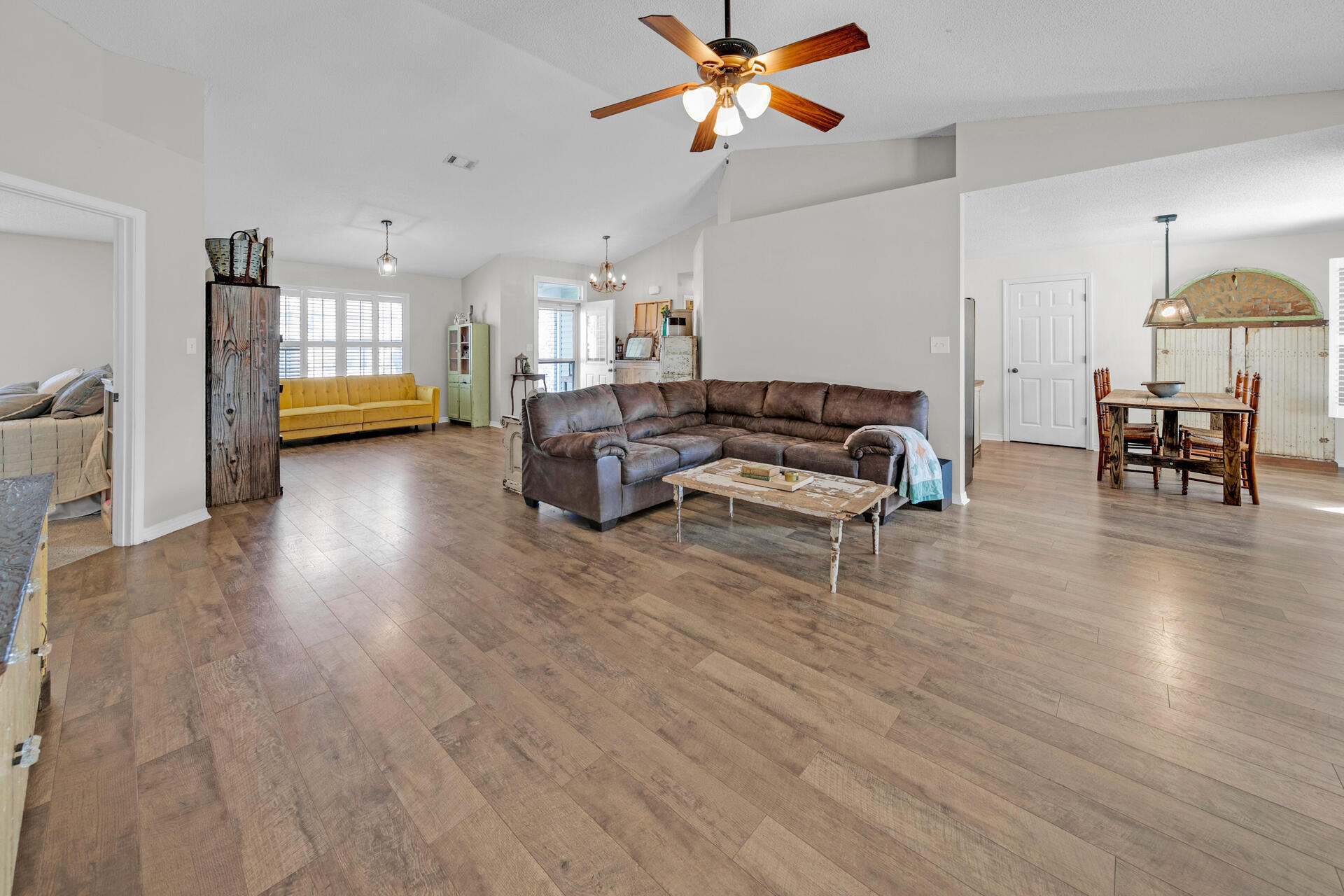 1741 Shellfish Drive Navarre, FL 32566 - Photo 11 of 39 Gallery Image 11