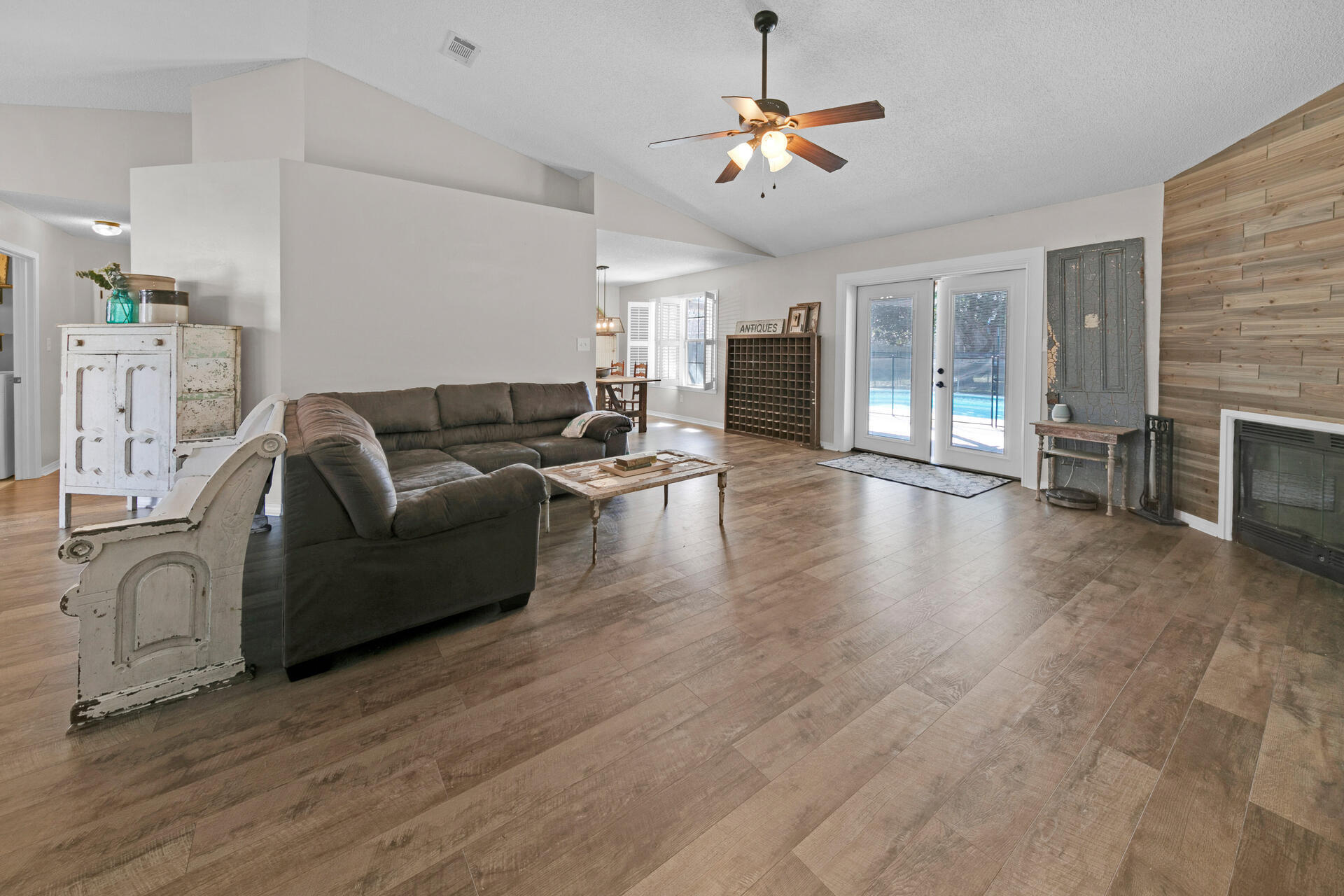 1741 Shellfish Drive Navarre, FL 32566 - Photo 18 of 39 Gallery Image 18