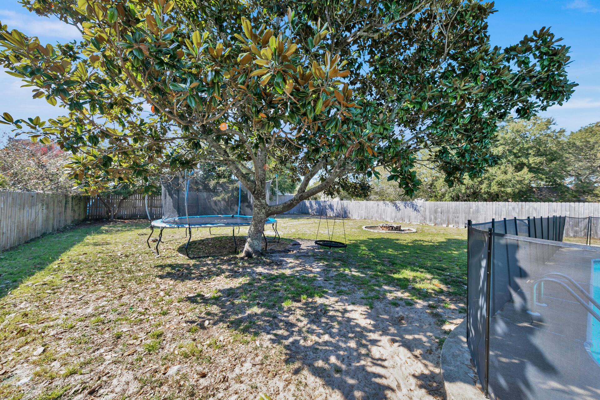 1741 Shellfish Drive Navarre, FL 32566 - Photo 5 of 39 Gallery Image 5