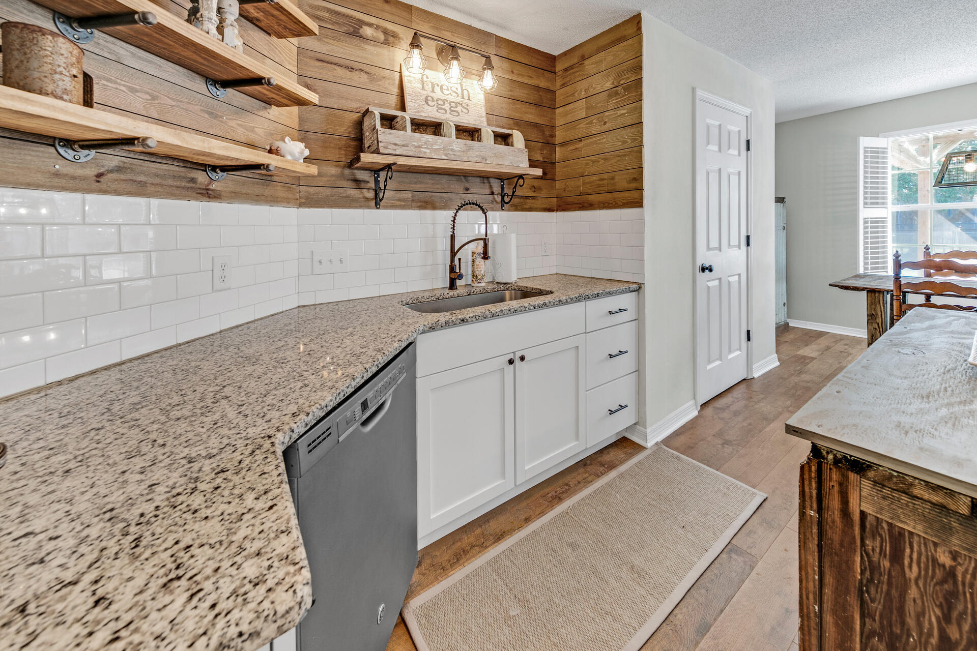 1741 Shellfish Drive Navarre, FL 32566 - Photo 10 of 39 Gallery Image 10