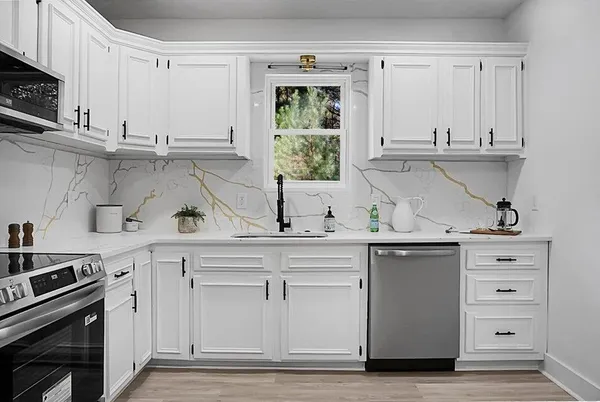 $509,000 | 8527 Benjamin Simmons Road, Hollywood, SC 29449