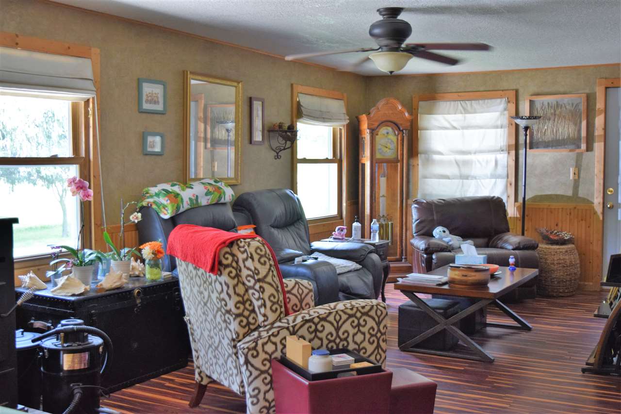 4716 South Loomis Road Shepherd, MI 48883 - Photo 13 of 23 1863830-12.JPG