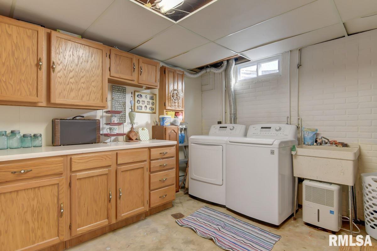 2608 Delaware Drive Springfield, IL 62702 - Photo 27 of 30