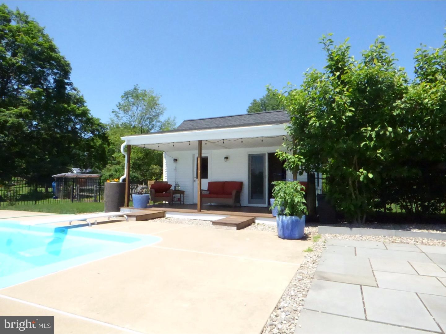20 Autumn Road Churchville, PA 18966 - Photo 22 of 25 Pool House
