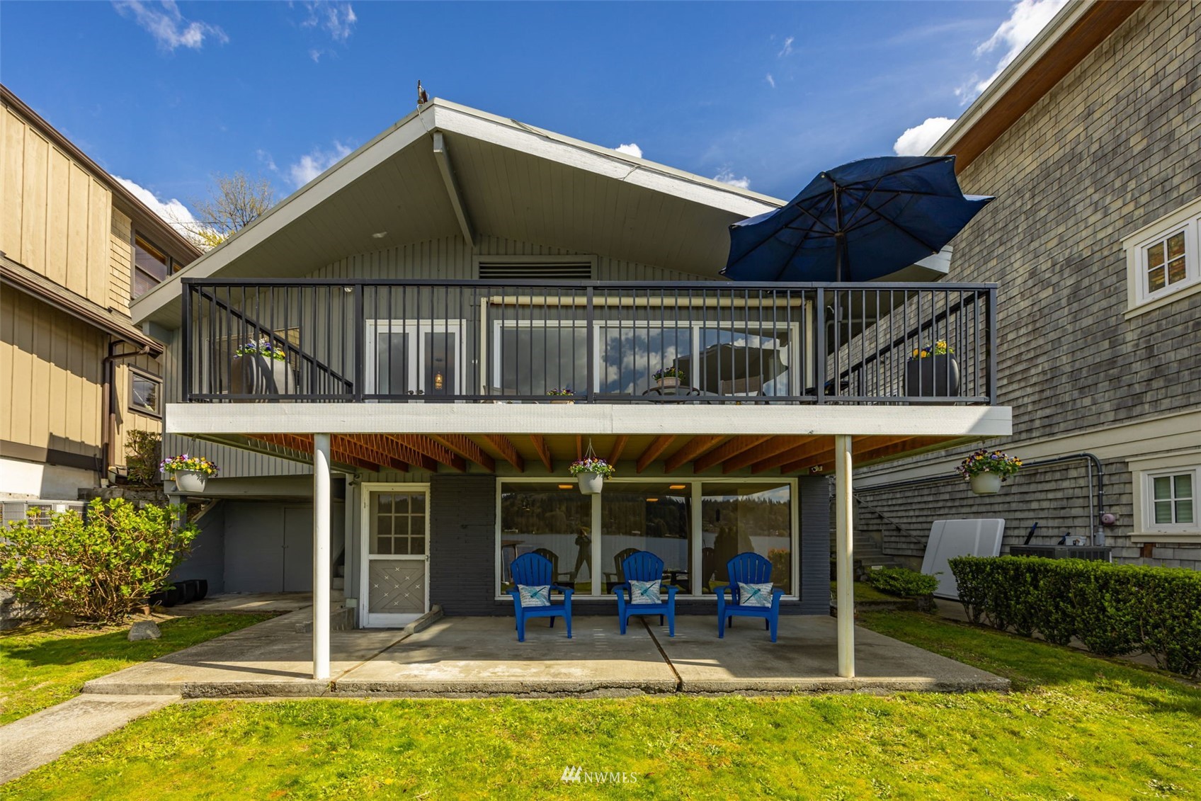 6631 Ripley Ln S East Renton, WA 98056 - Photo 20 of 34 a view of a house with sitting area and garden