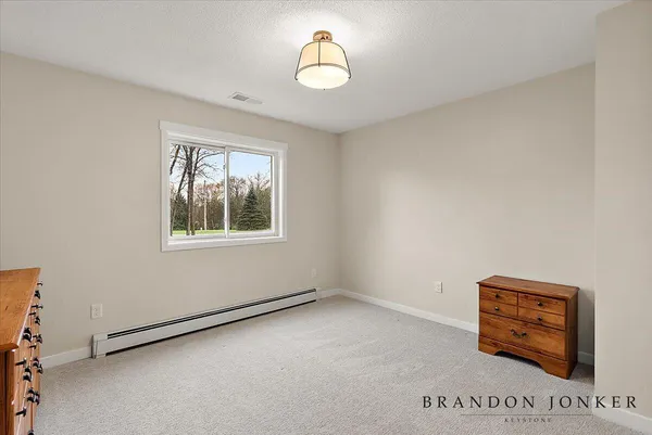 $640,000 | 9095 76th Street Southeast, Alto, MI 49302