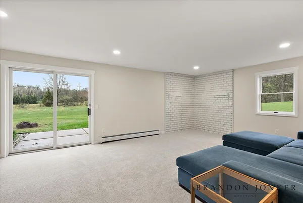 $640,000 | 9095 76th Street Southeast, Alto, MI 49302