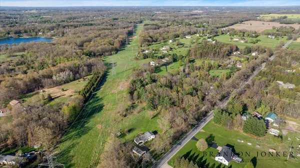 $640,000 | 9095 76th Street Southeast, Alto, MI 49302