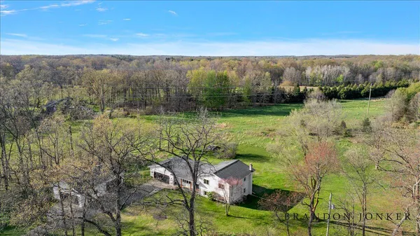 $640,000 | 9095 76th Street Southeast, Alto, MI 49302