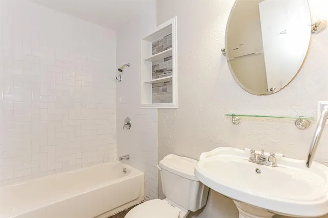 $1,640 | 1602 Geraldine Lane, Arlington, TX 76010