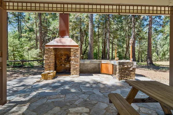 $800,000 | 740 Hideaway Loop, Alta, CA 95701